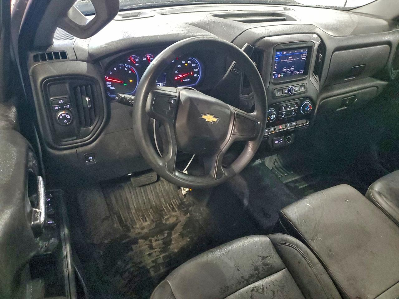 2023 CHEVROLET SILVERADO C1500 photo 8