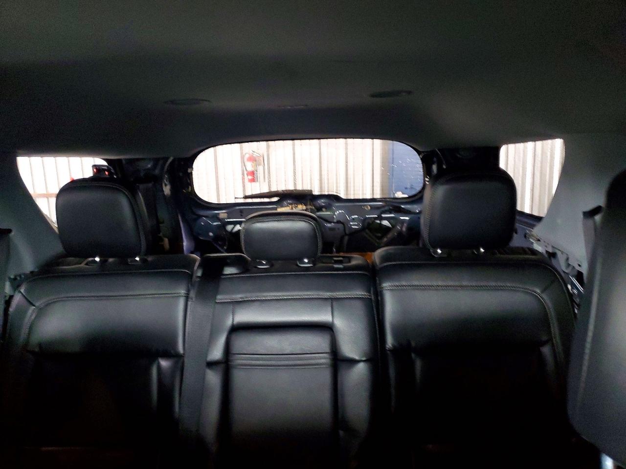 2021 FORD EXPLORER XLT photo 10