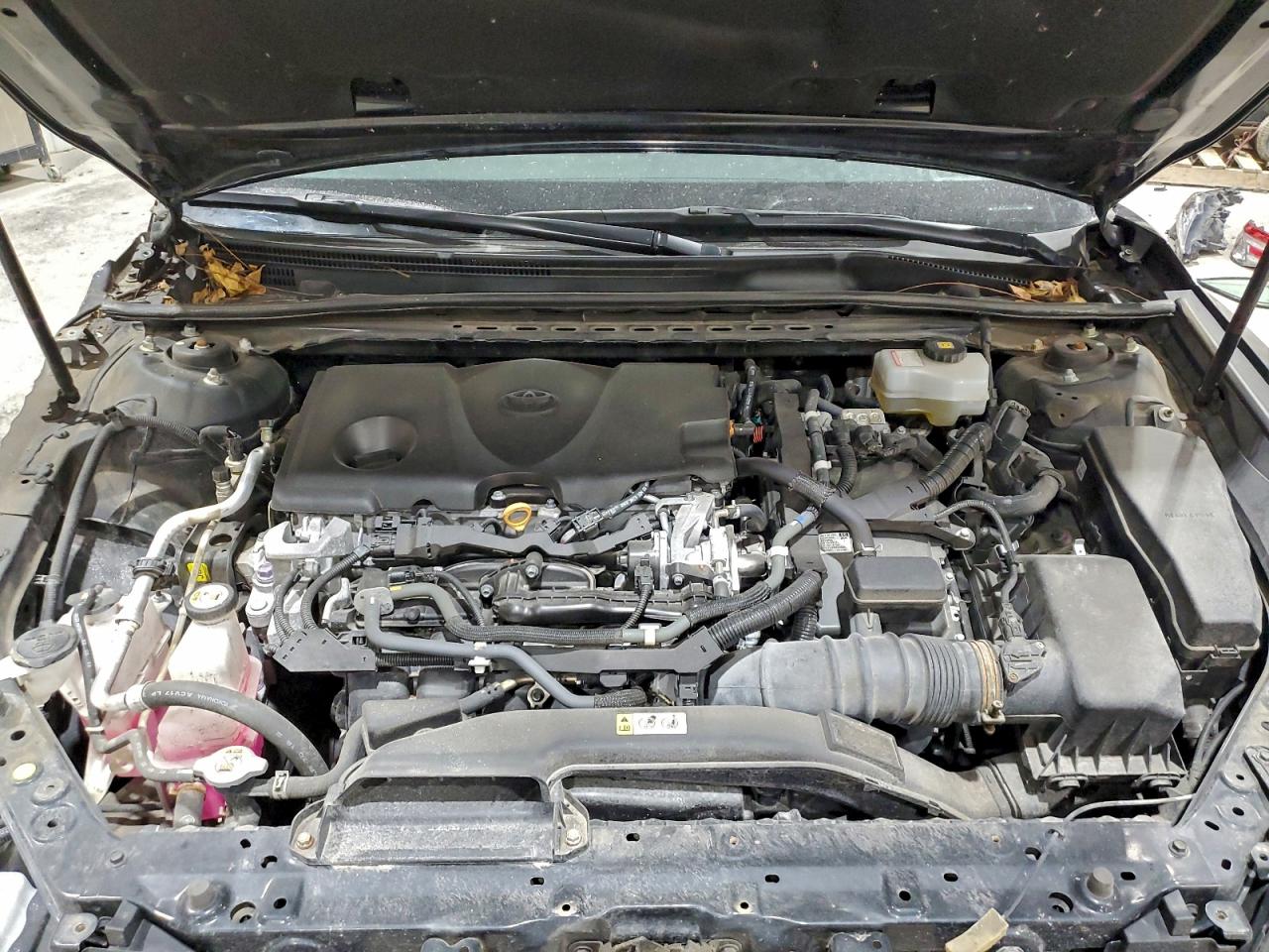 2020 TOYOTA CAMRY XLE photo 21