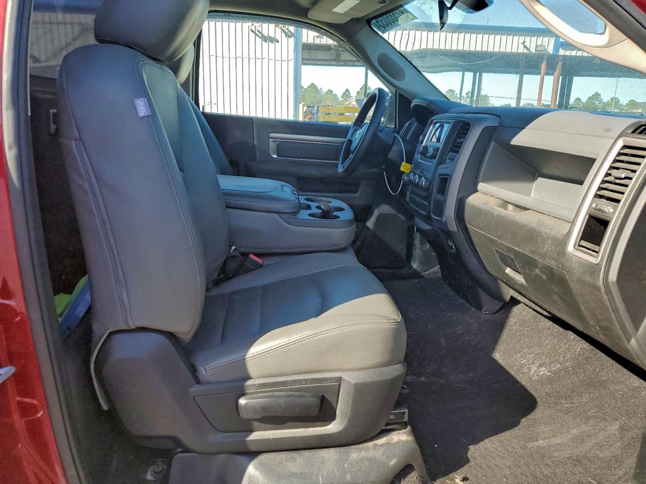 2014 RAM 1500 ST photo 10