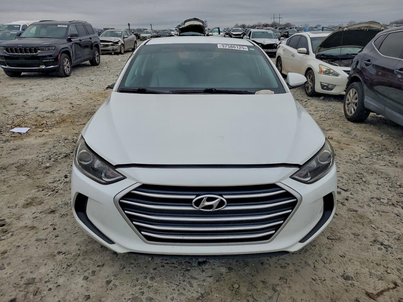 2017 HYUNDAI ELANTRA SE photo 5