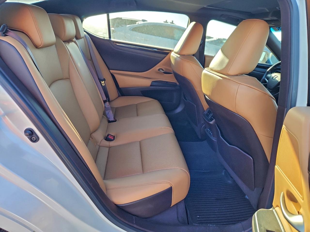 2020 LEXUS ES 350 photo 10