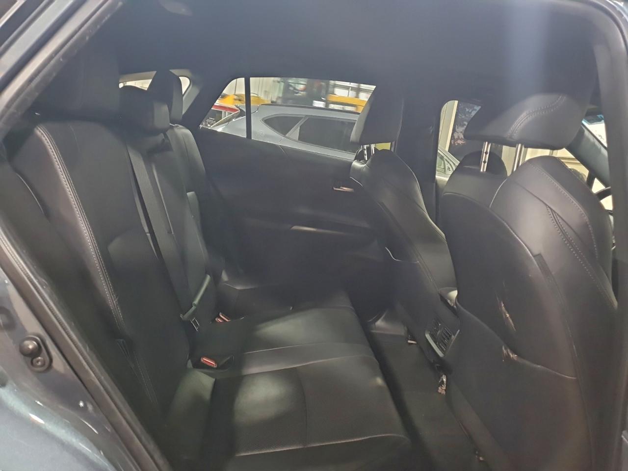 2021 TOYOTA VENZA LIMITED photo 11