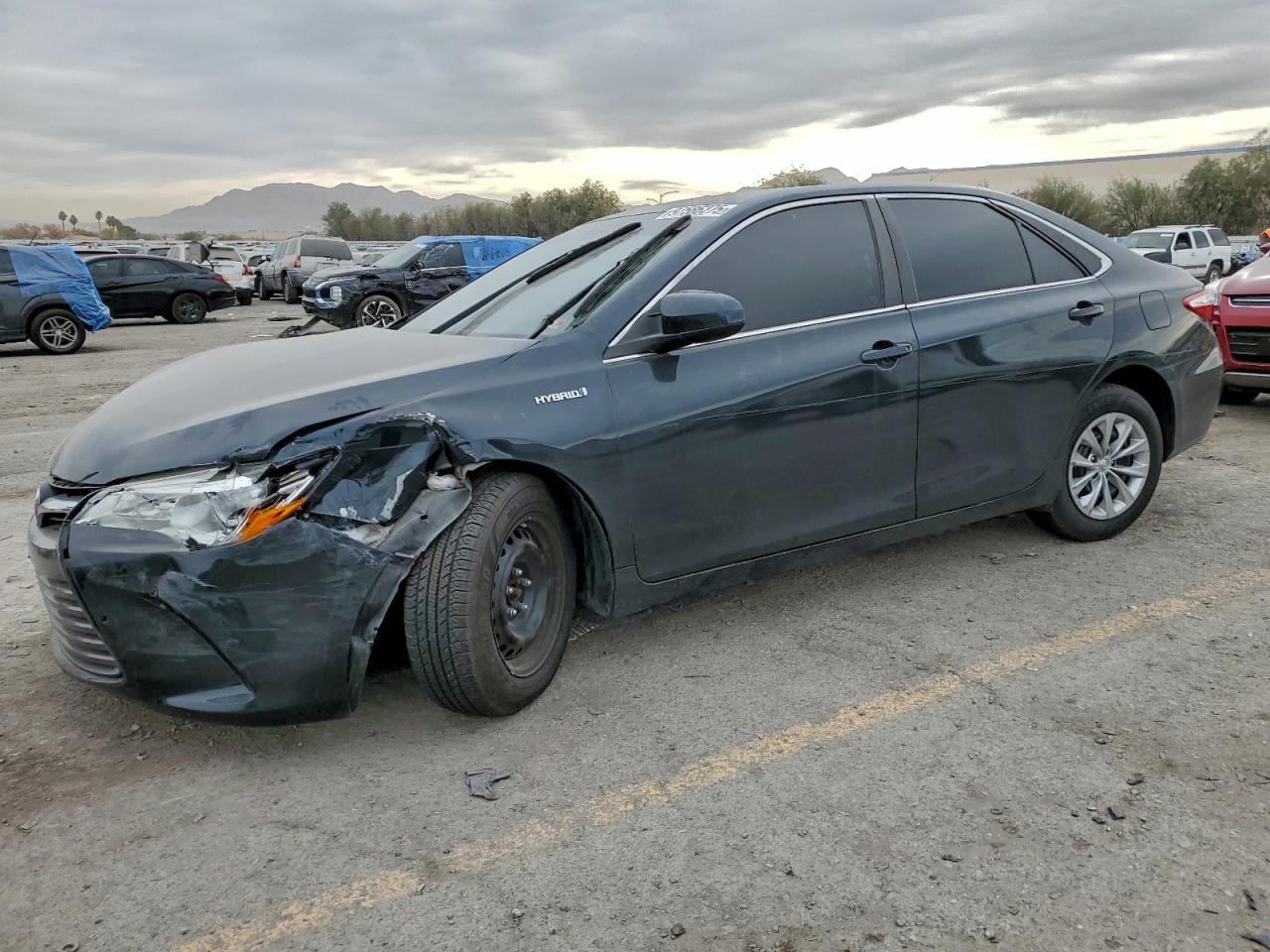 2017 TOYOTA CAMRY