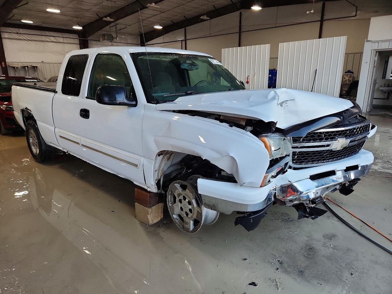 2006 CHEVROLET SILVERADO C1500 photo 4