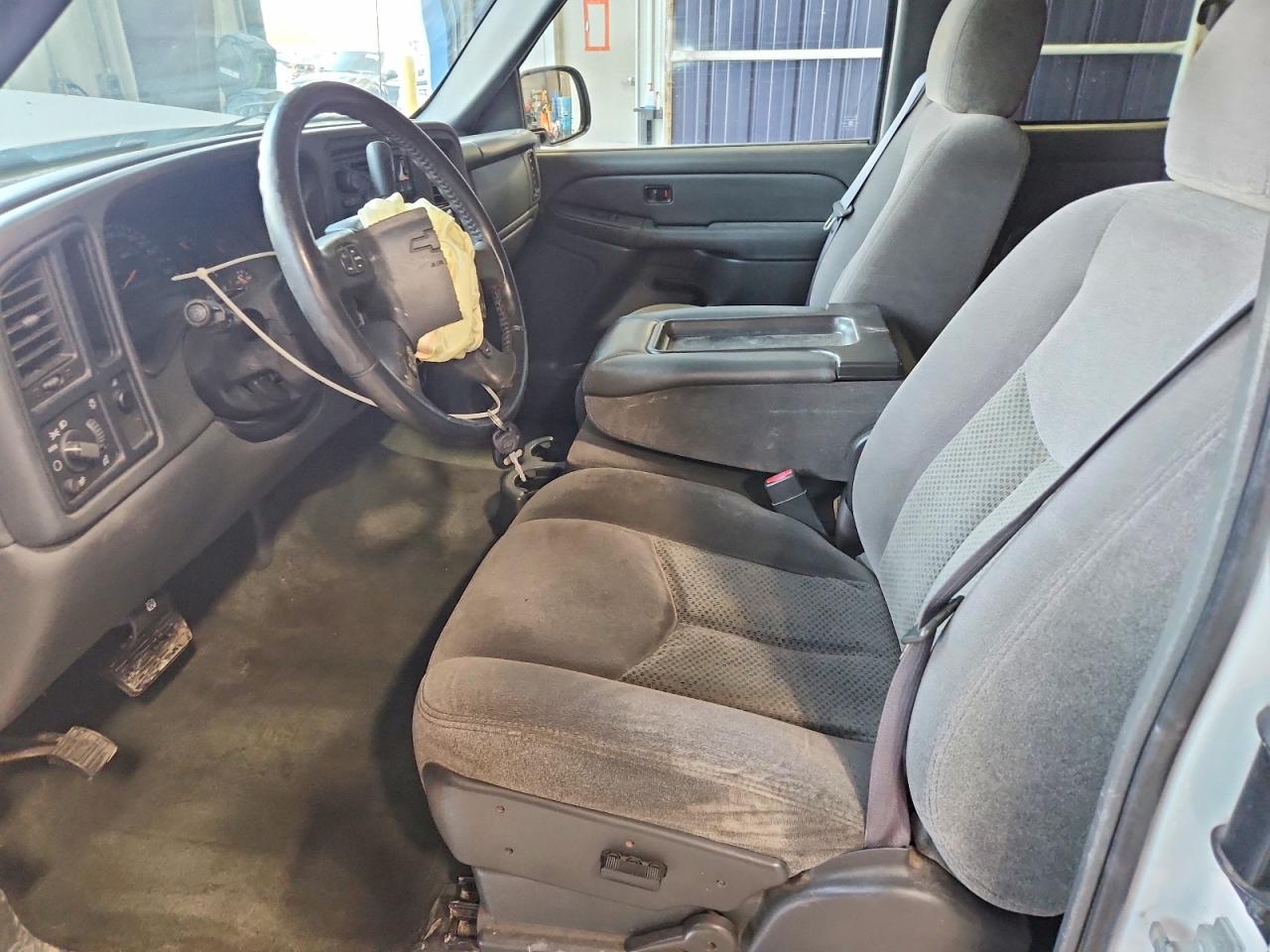 2006 CHEVROLET SILVERADO C1500 photo 7