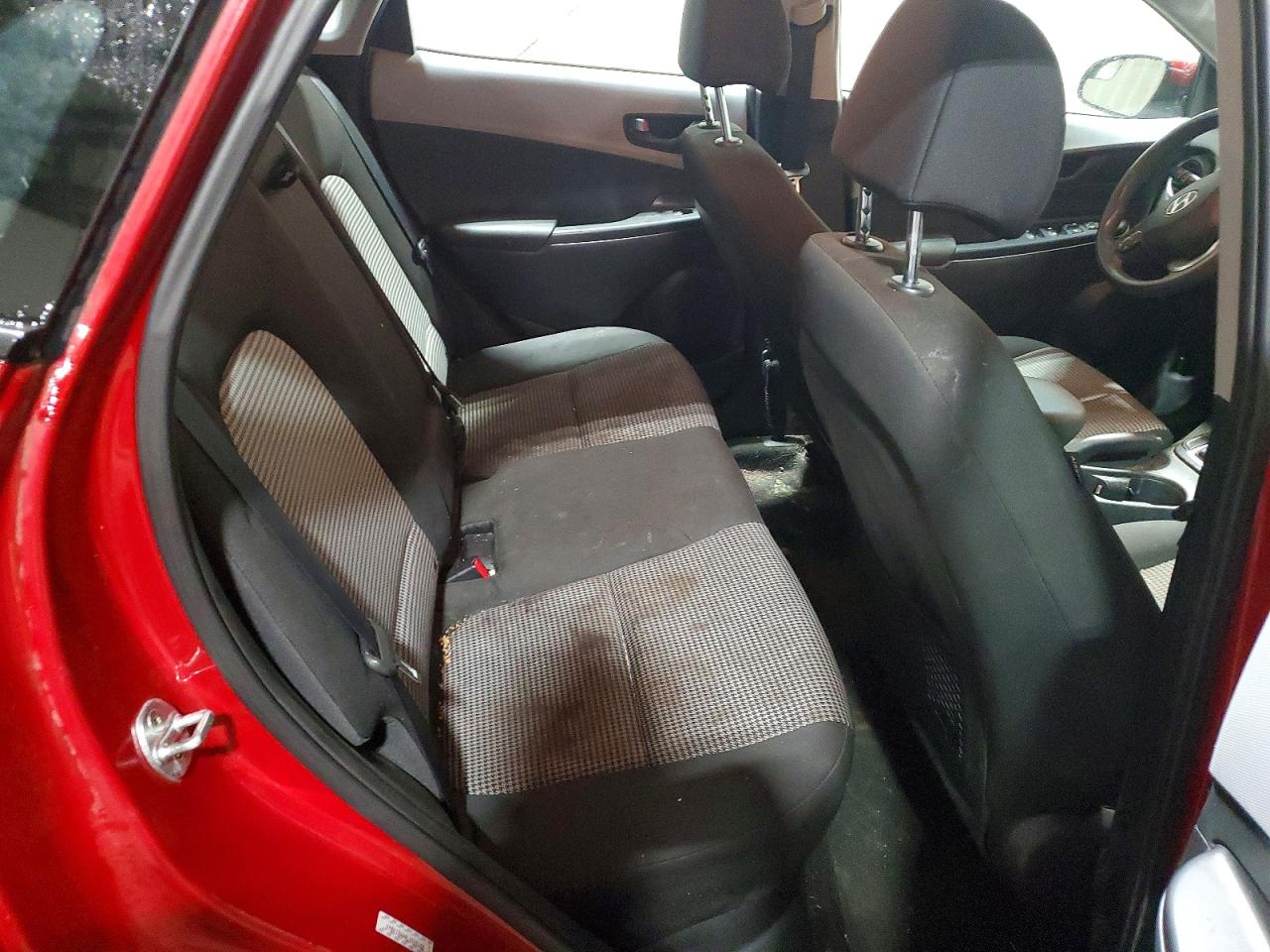2020 HYUNDAI KONA SE photo 10