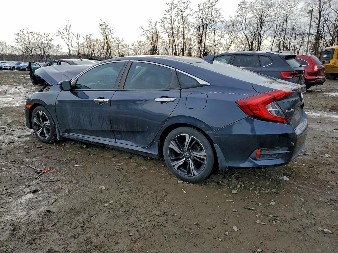 2016 HONDA CIVIC TOURING photo 2
