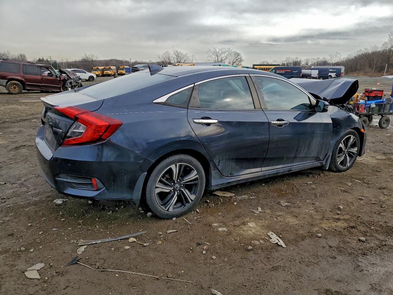 2016 HONDA CIVIC TOURING photo 3