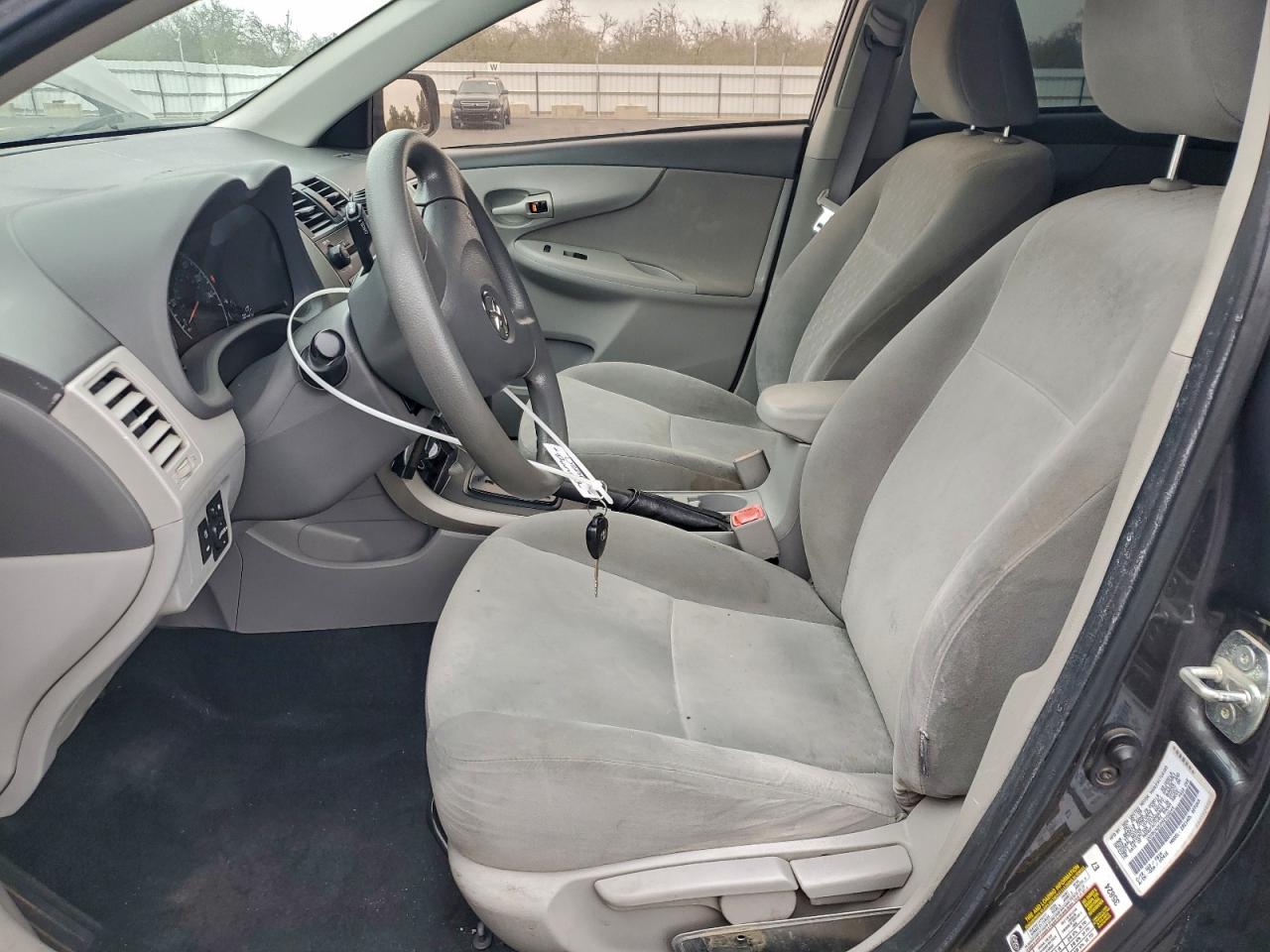 2009 TOYOTA COROLLA BASE photo 7