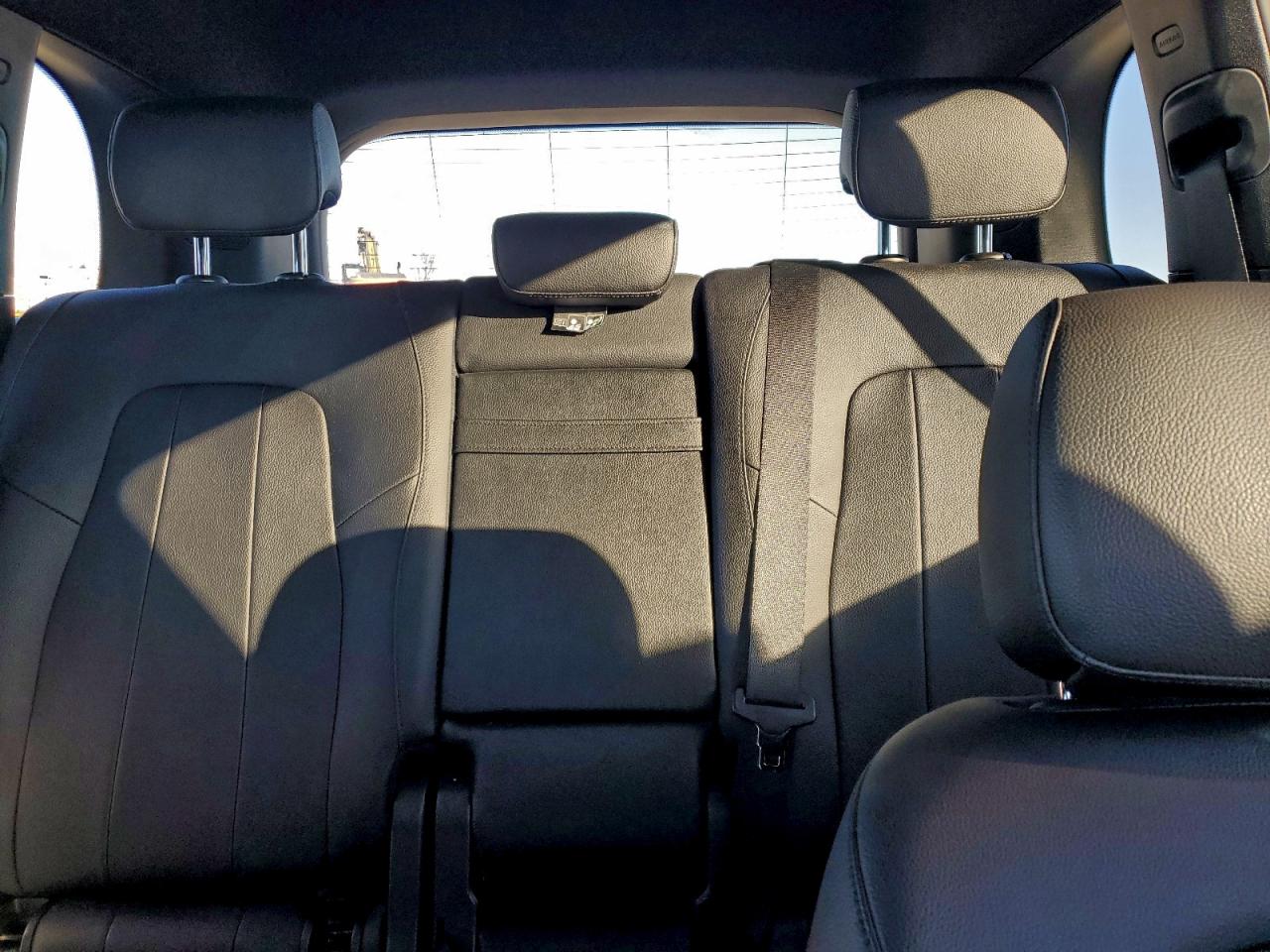 2021 MERCEDES-BENZ GLB 250 4MATIC photo 10
