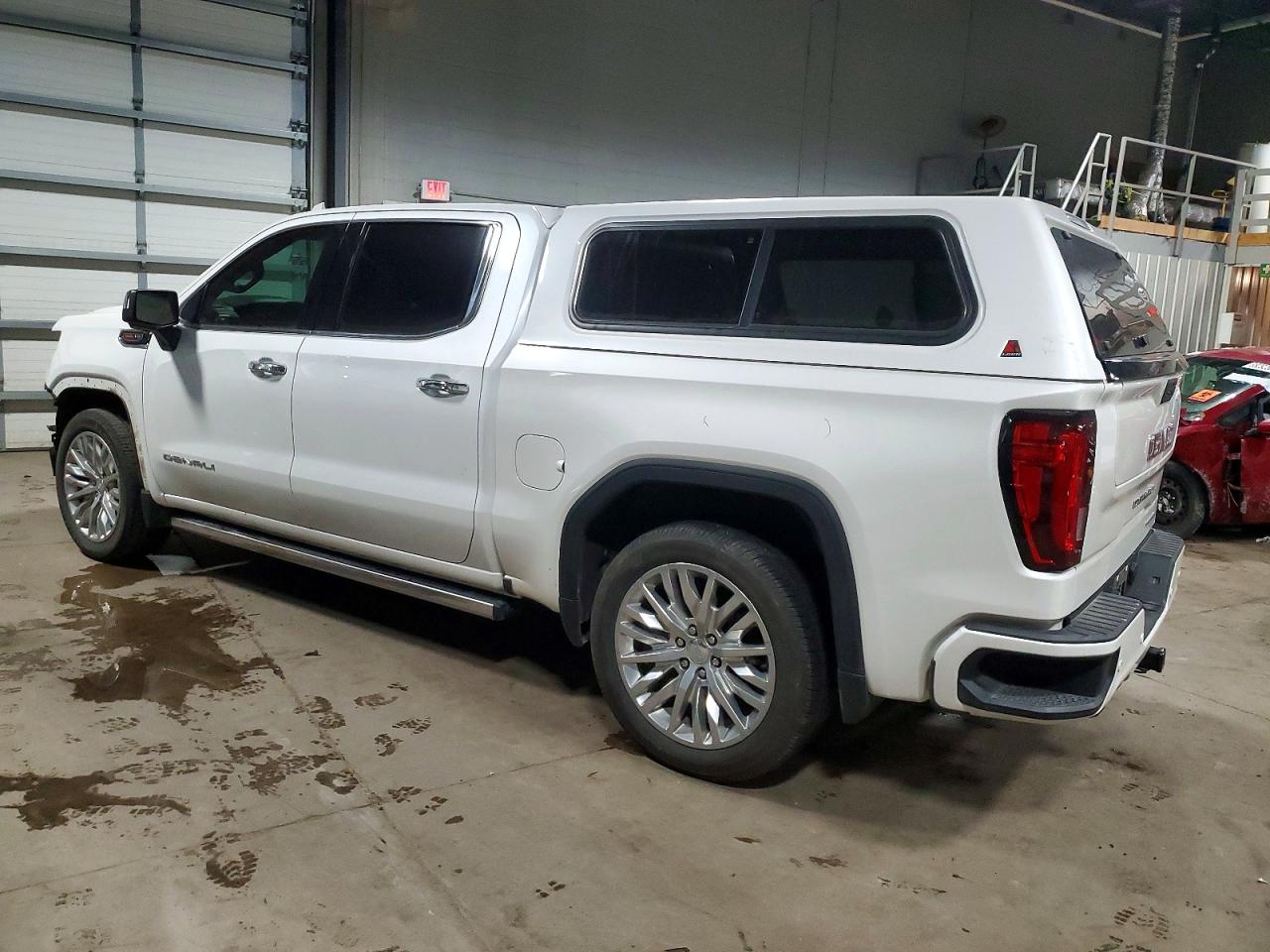 2019 GMC SIERRA K1500 DENALI photo 2