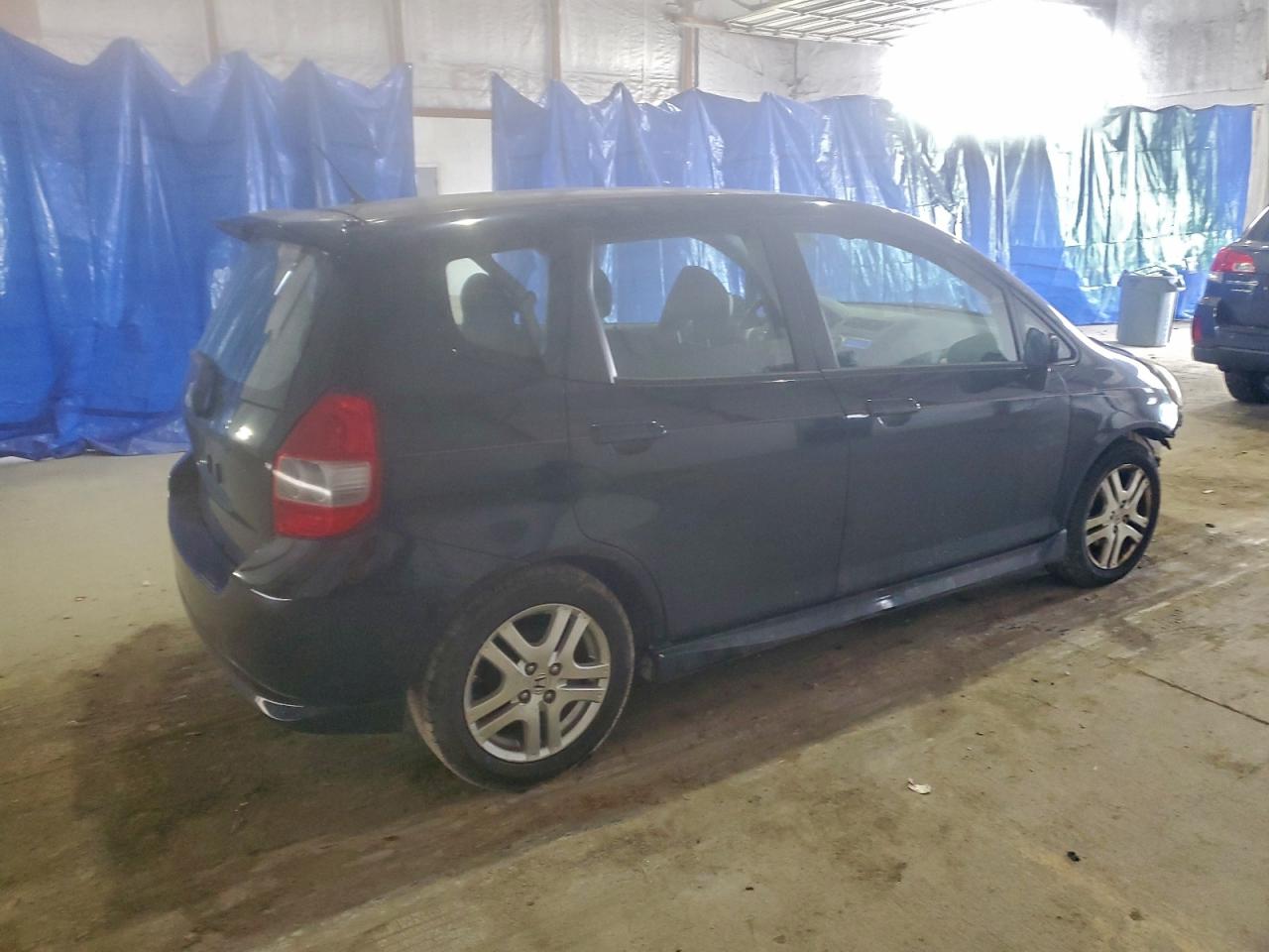 2008 HONDA FIT photo 3