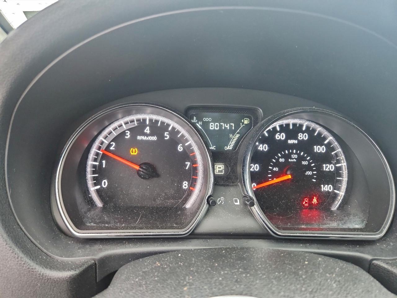 2019 NISSAN VERSA S photo 17