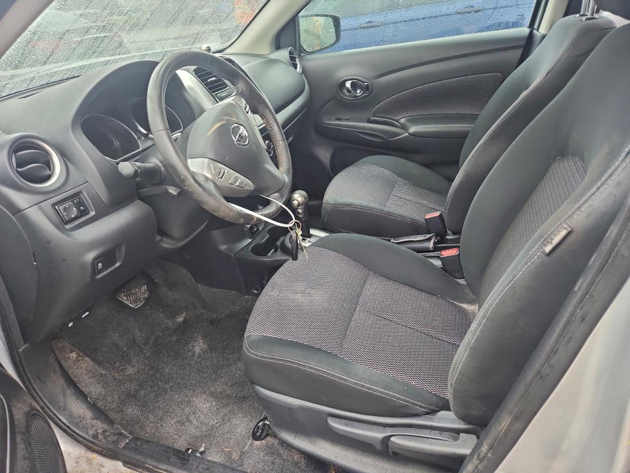 2019 NISSAN VERSA S photo 13