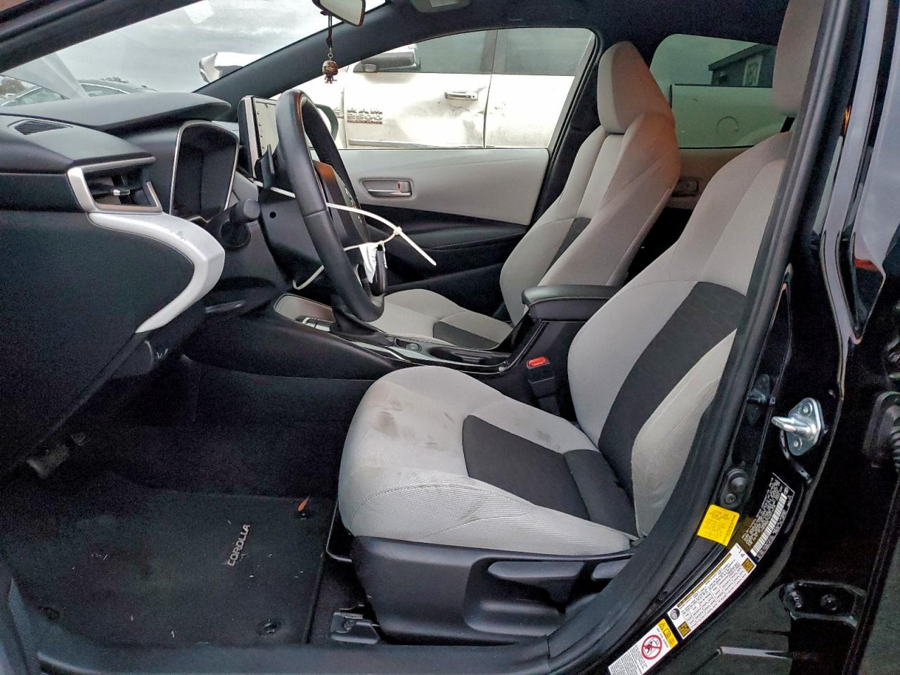 2019 TOYOTA COROLLA SE photo 7