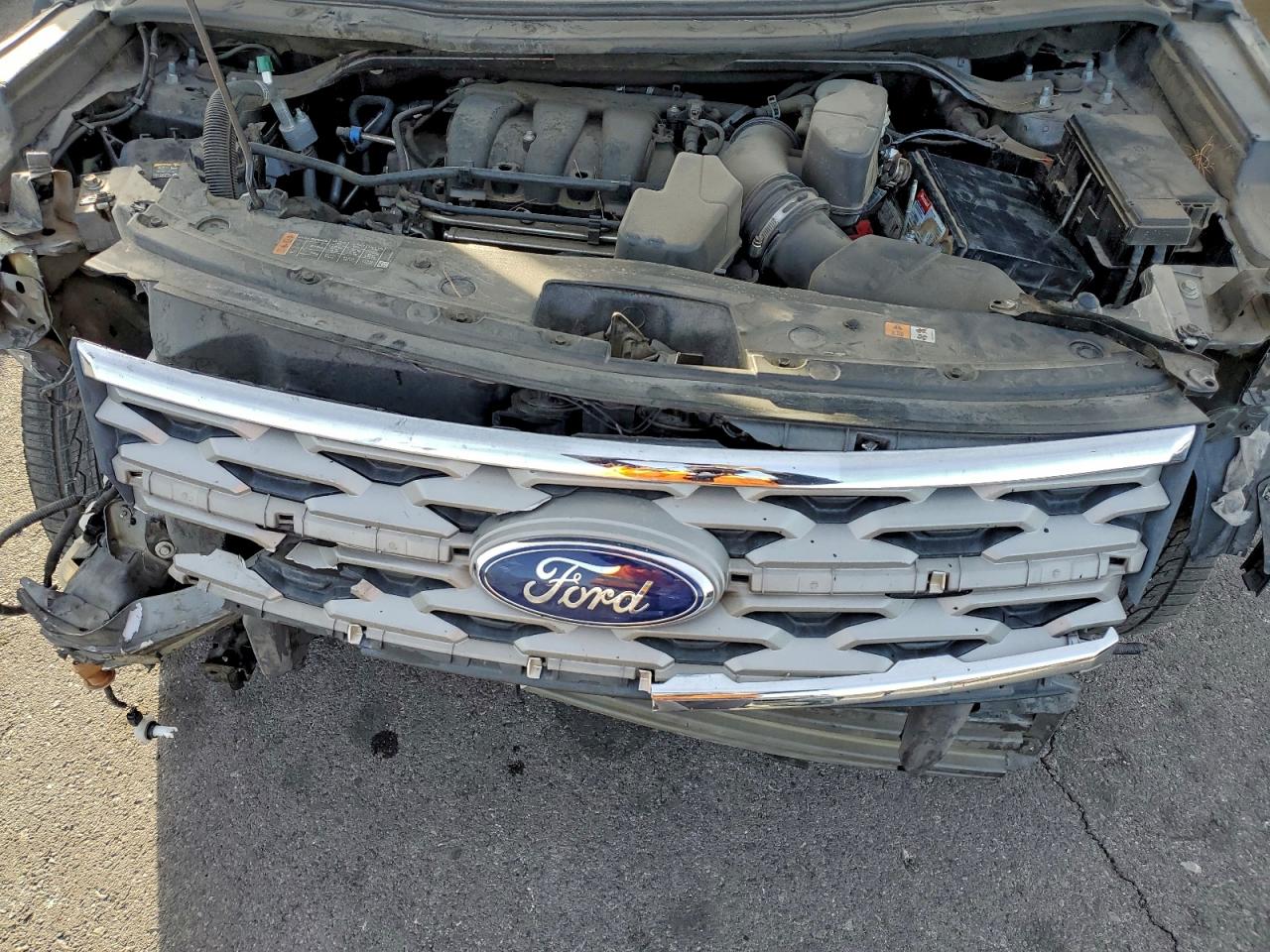 2018 FORD EXPLORER XLT photo 12