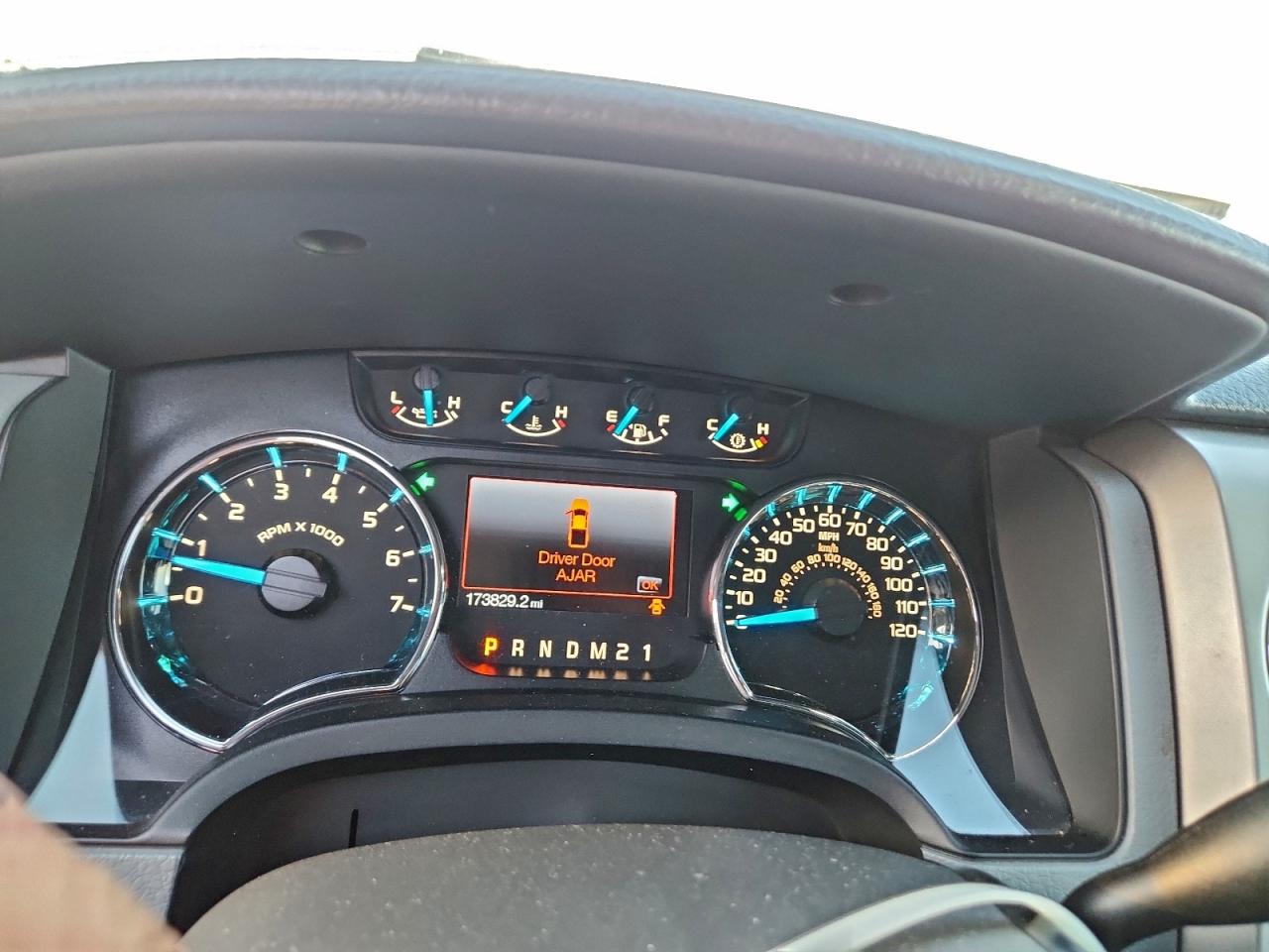 2013 FORD F150 SUPERCREW photo 9