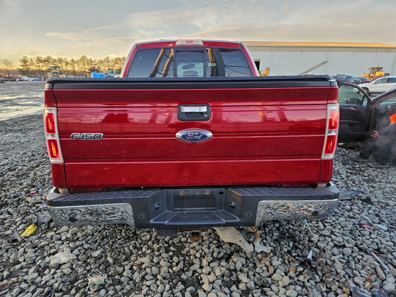 2013 FORD F150 SUPERCREW photo 6