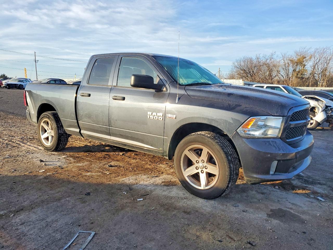 2013 RAM 1500 ST photo 10