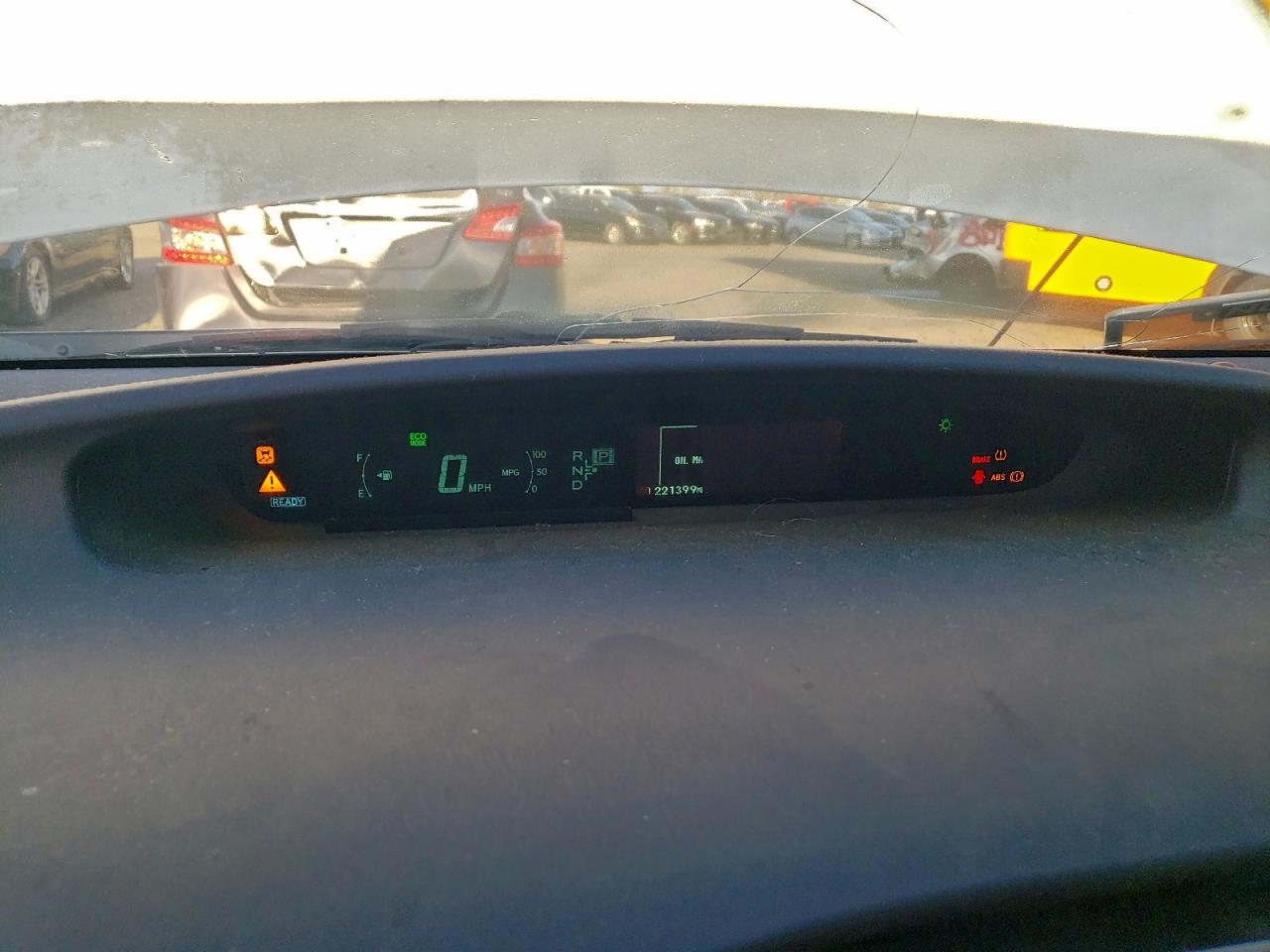 2010 TOYOTA PRIUS photo 25