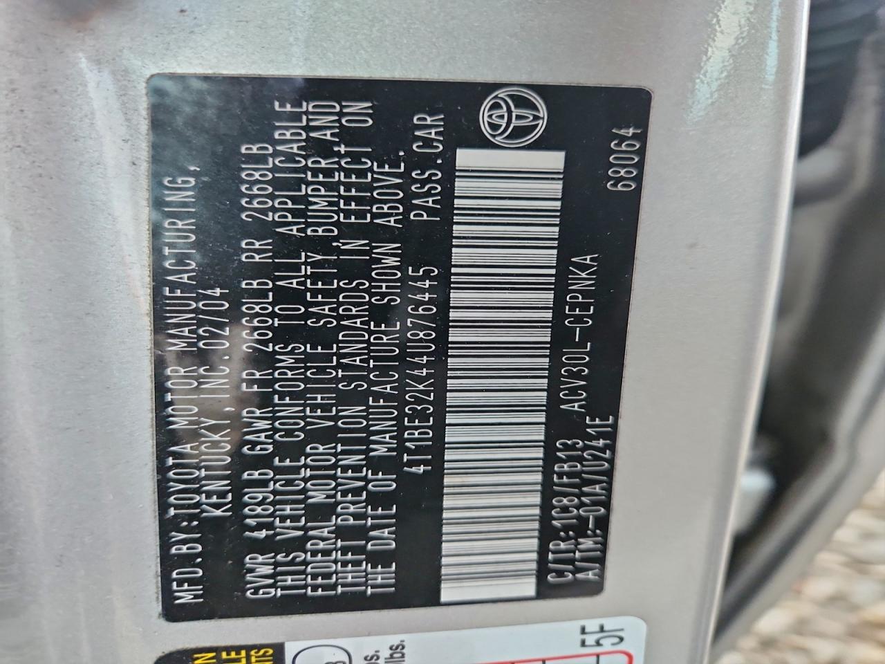 2004 TOYOTA CAMRY LE photo 34