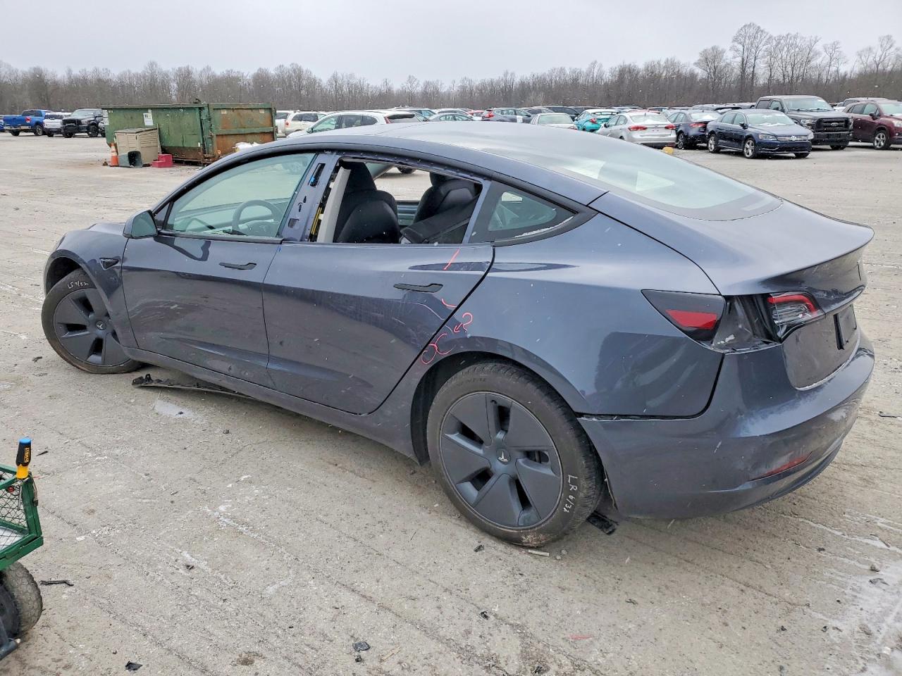 2023 TESLA MODEL 3 photo 2