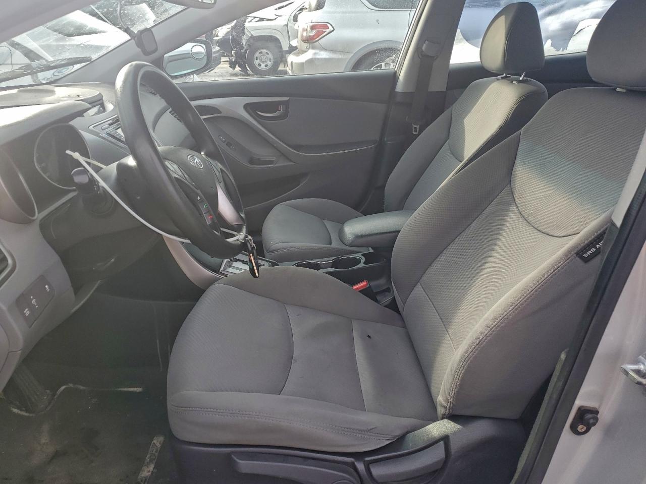 2013 HYUNDAI ELANTRA GLS photo 13