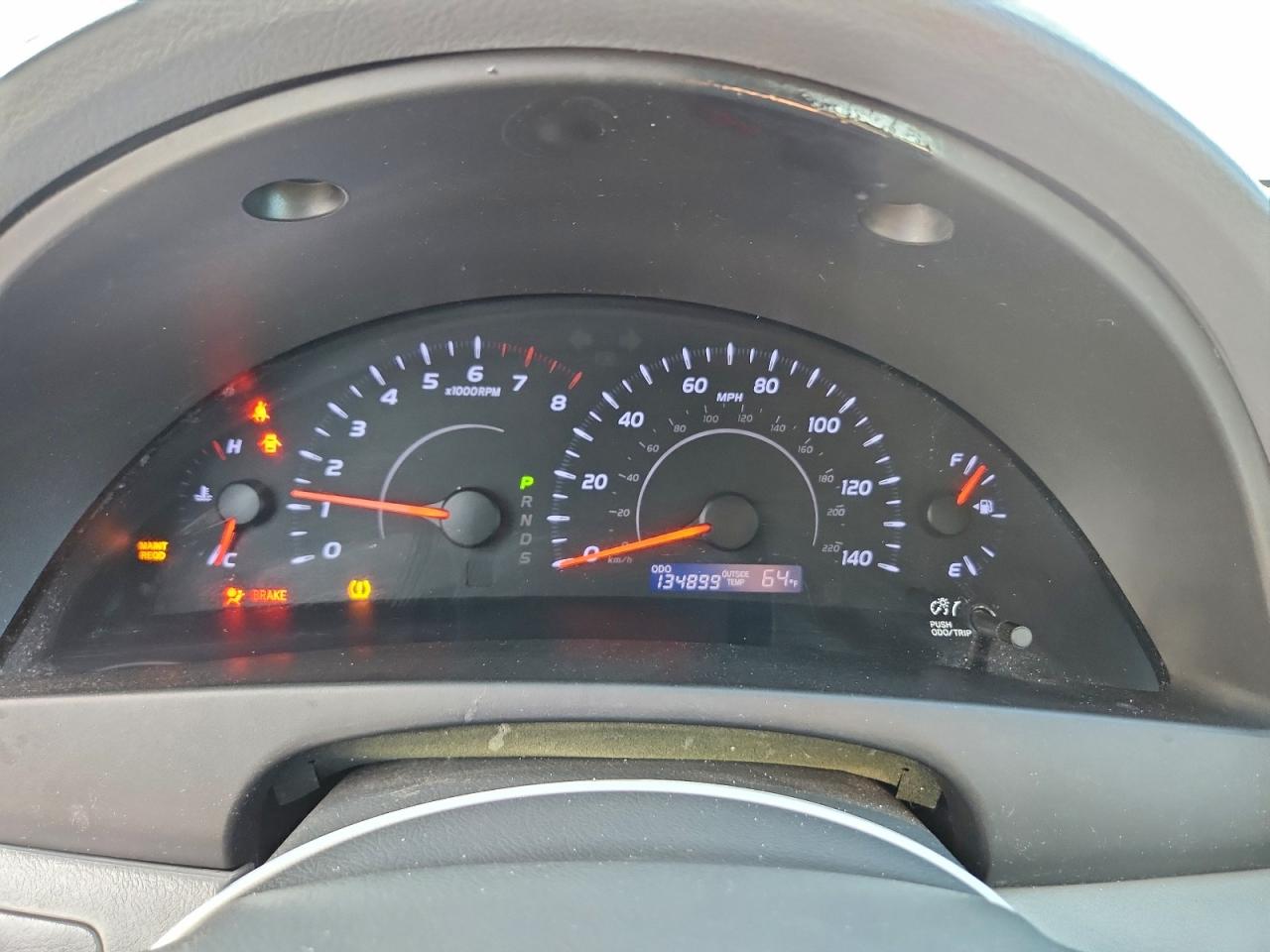 2011 TOYOTA CAMRY BASE photo 25