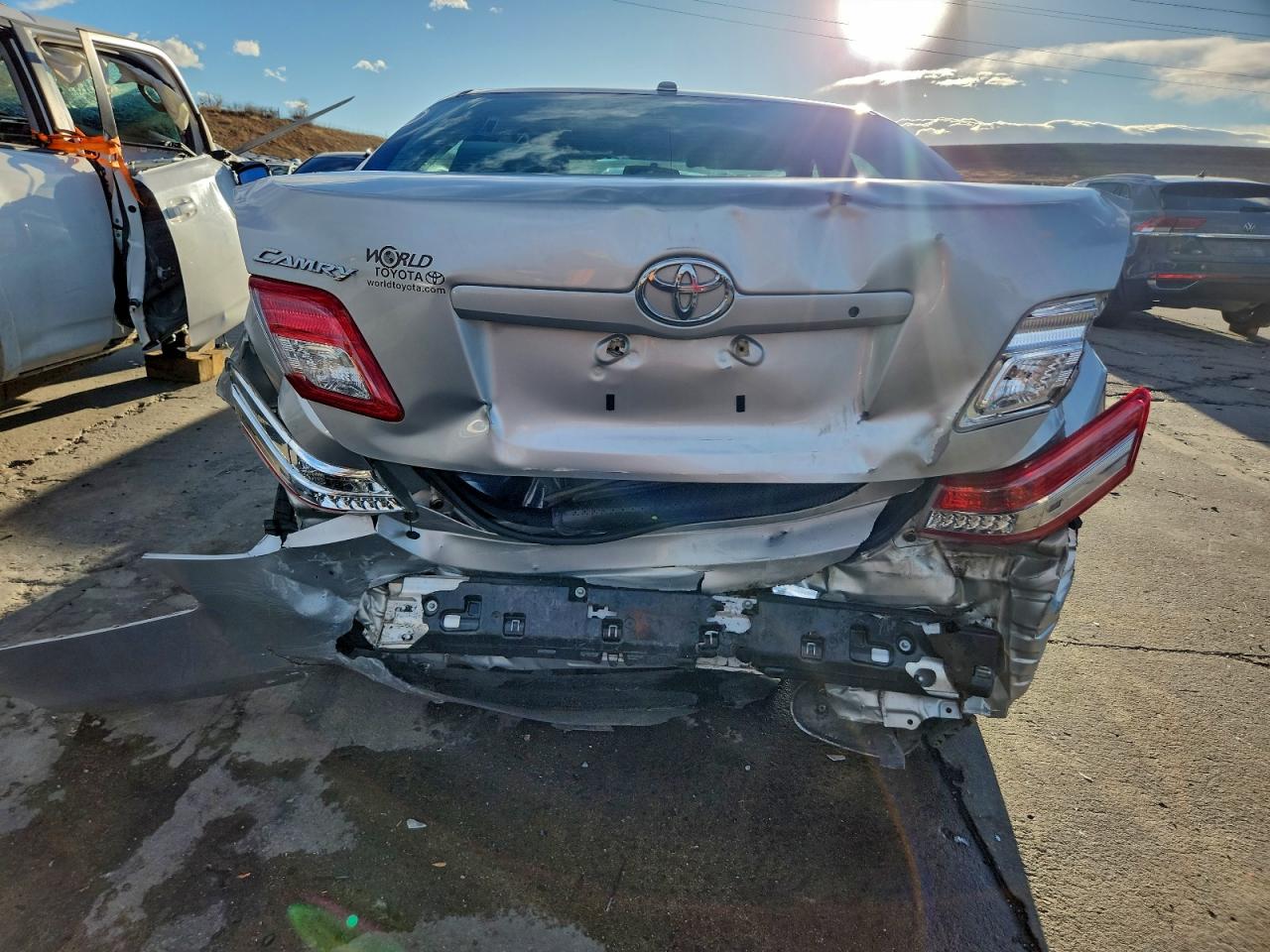 2011 TOYOTA CAMRY BASE photo 16