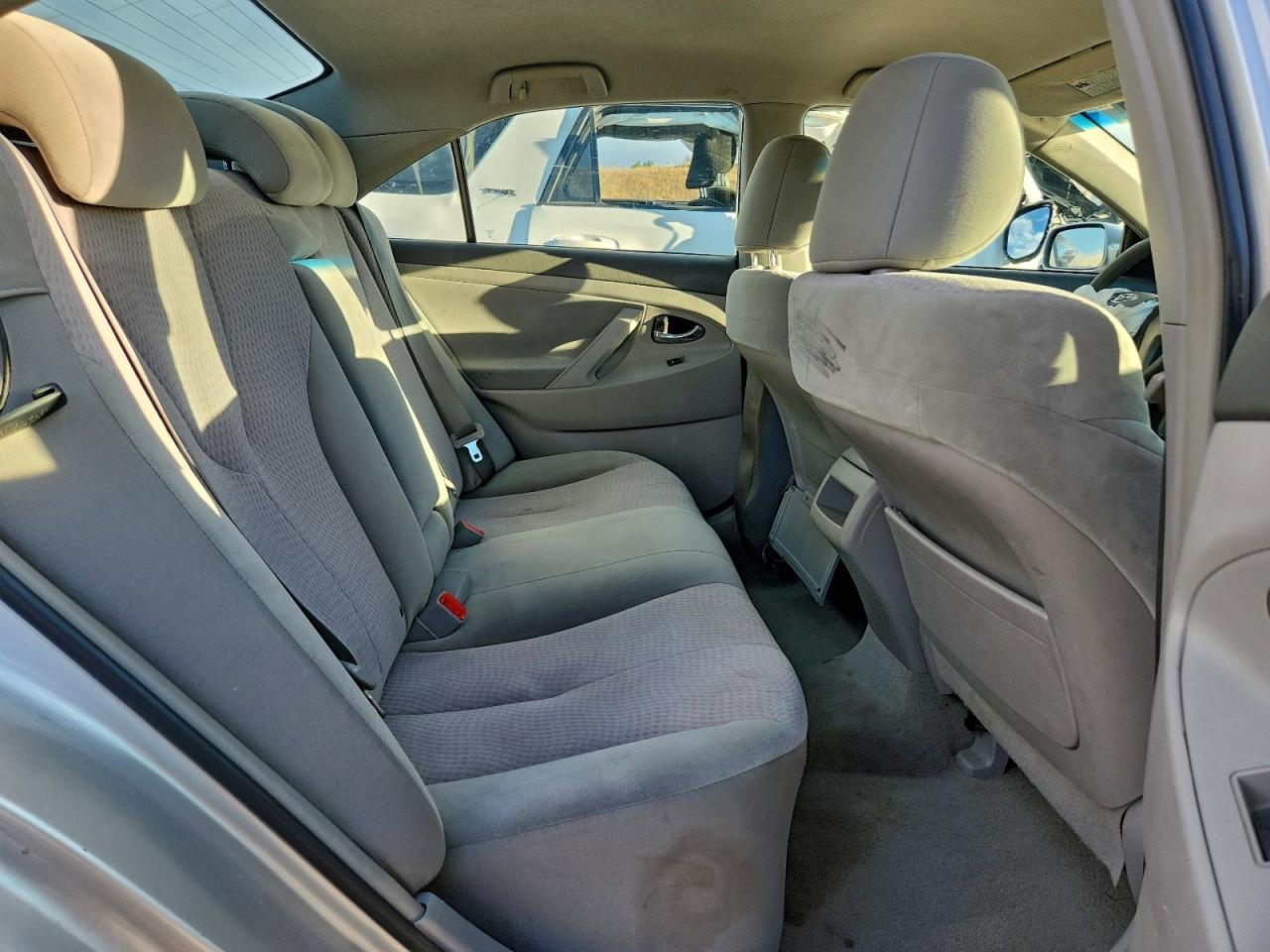 2011 TOYOTA CAMRY BASE photo 28