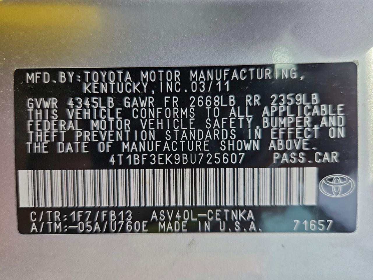 2011 TOYOTA CAMRY BASE photo 34