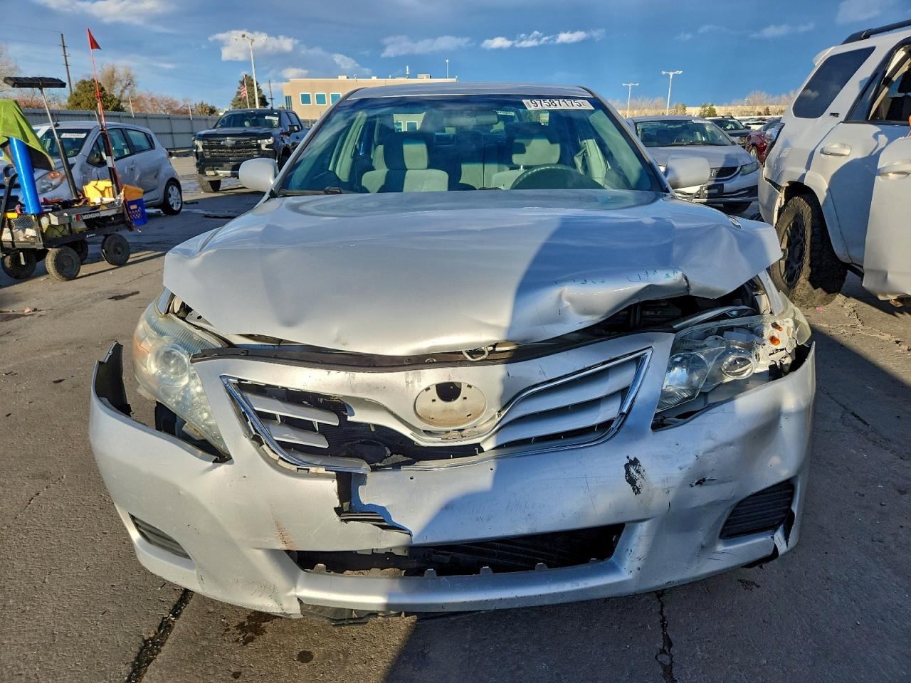 2011 TOYOTA CAMRY BASE photo 13