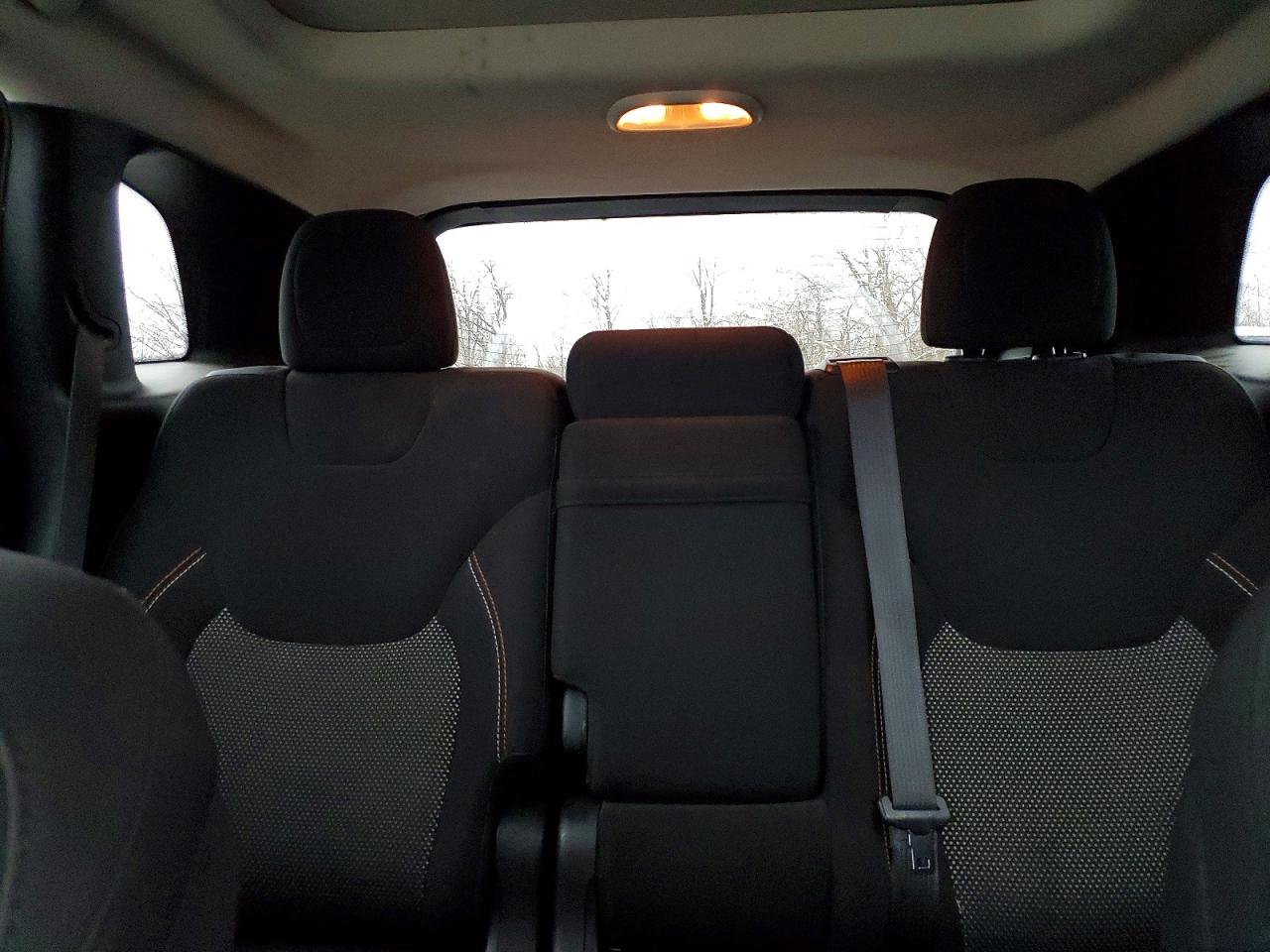 2016 JEEP CHEROKEE LATITUDE photo 10