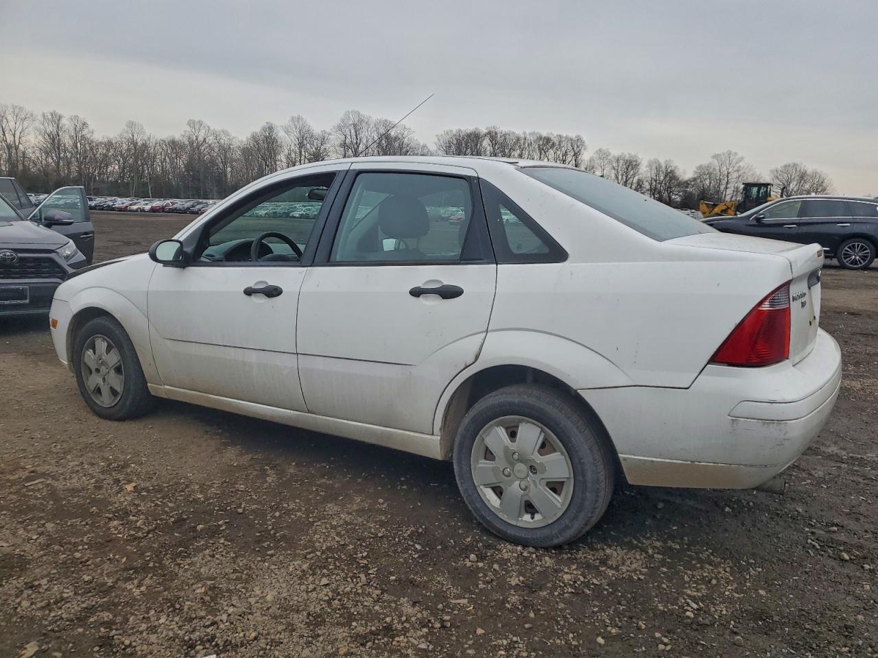 2007 FORD FOCUS ZX4 photo 3