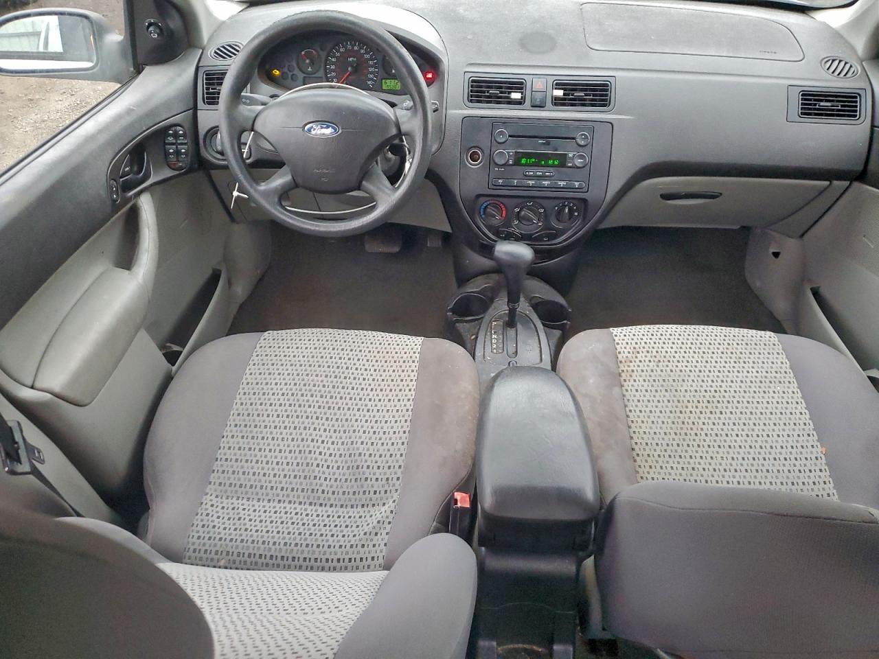 2007 FORD FOCUS ZX4 photo 15