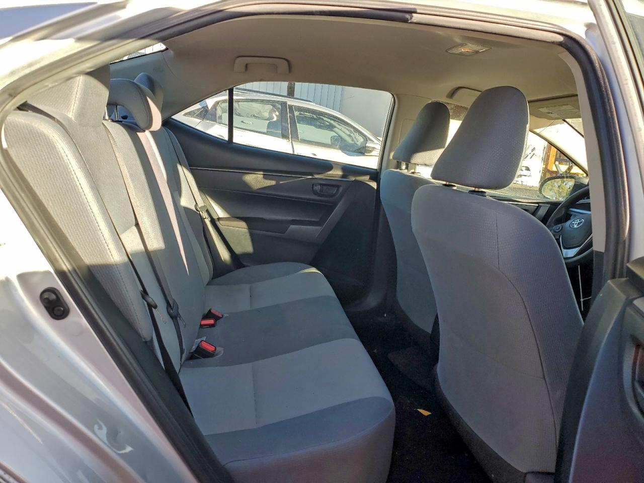 2016 TOYOTA COROLLA L photo 10