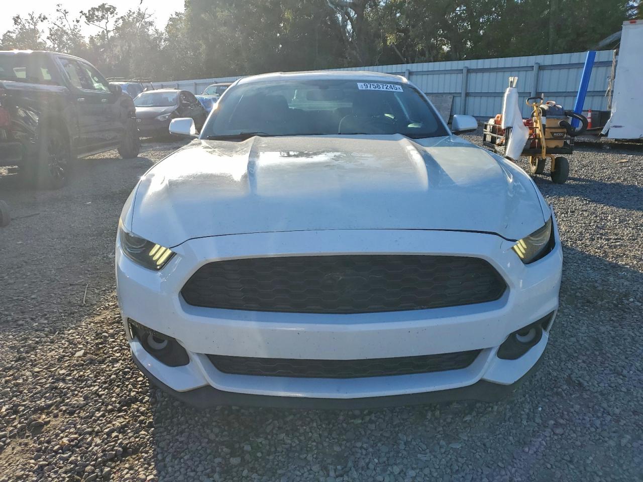2016 FORD MUSTANG photo 5