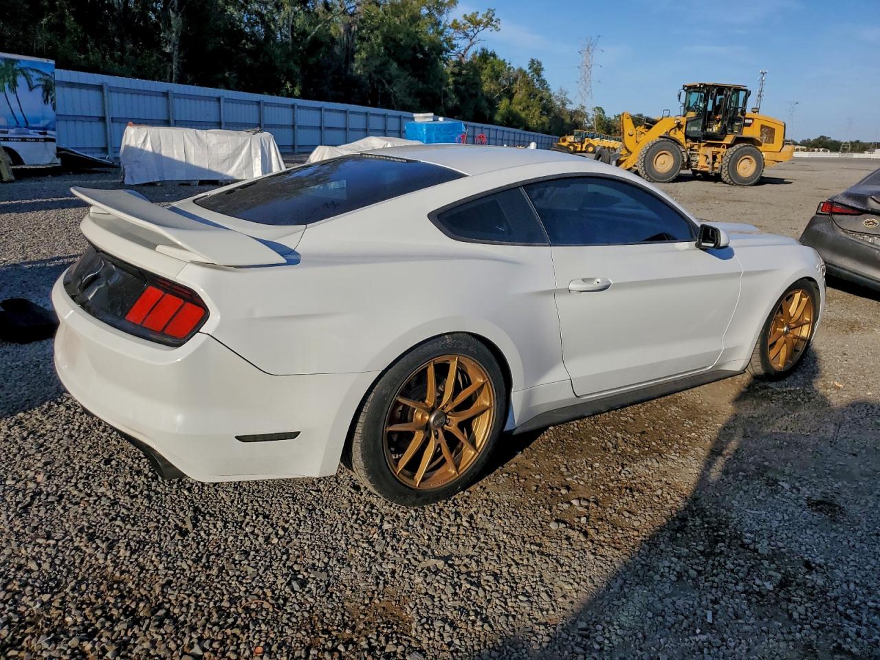 2016 FORD MUSTANG photo 3