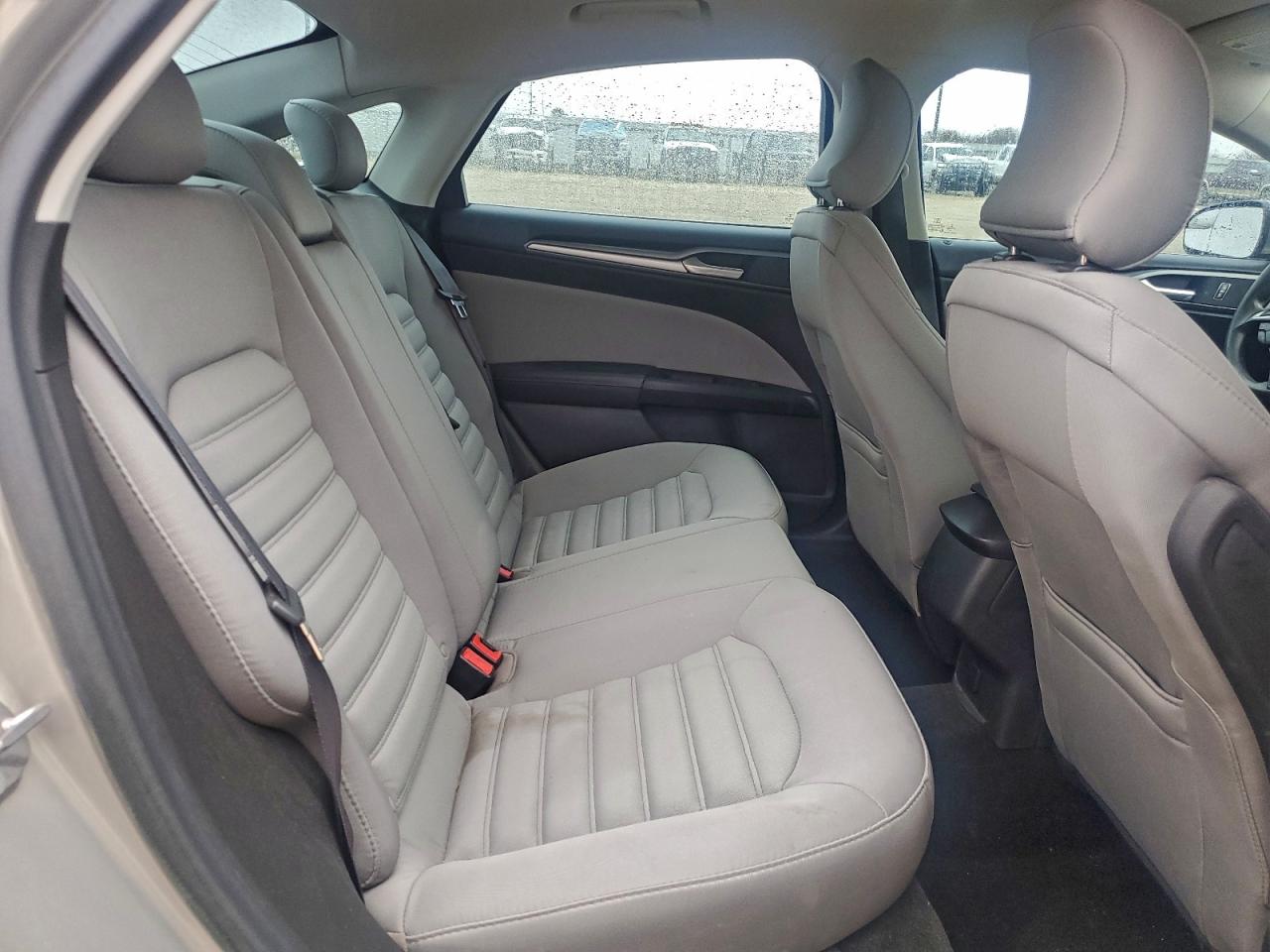 2015 FORD FUSION S photo 19