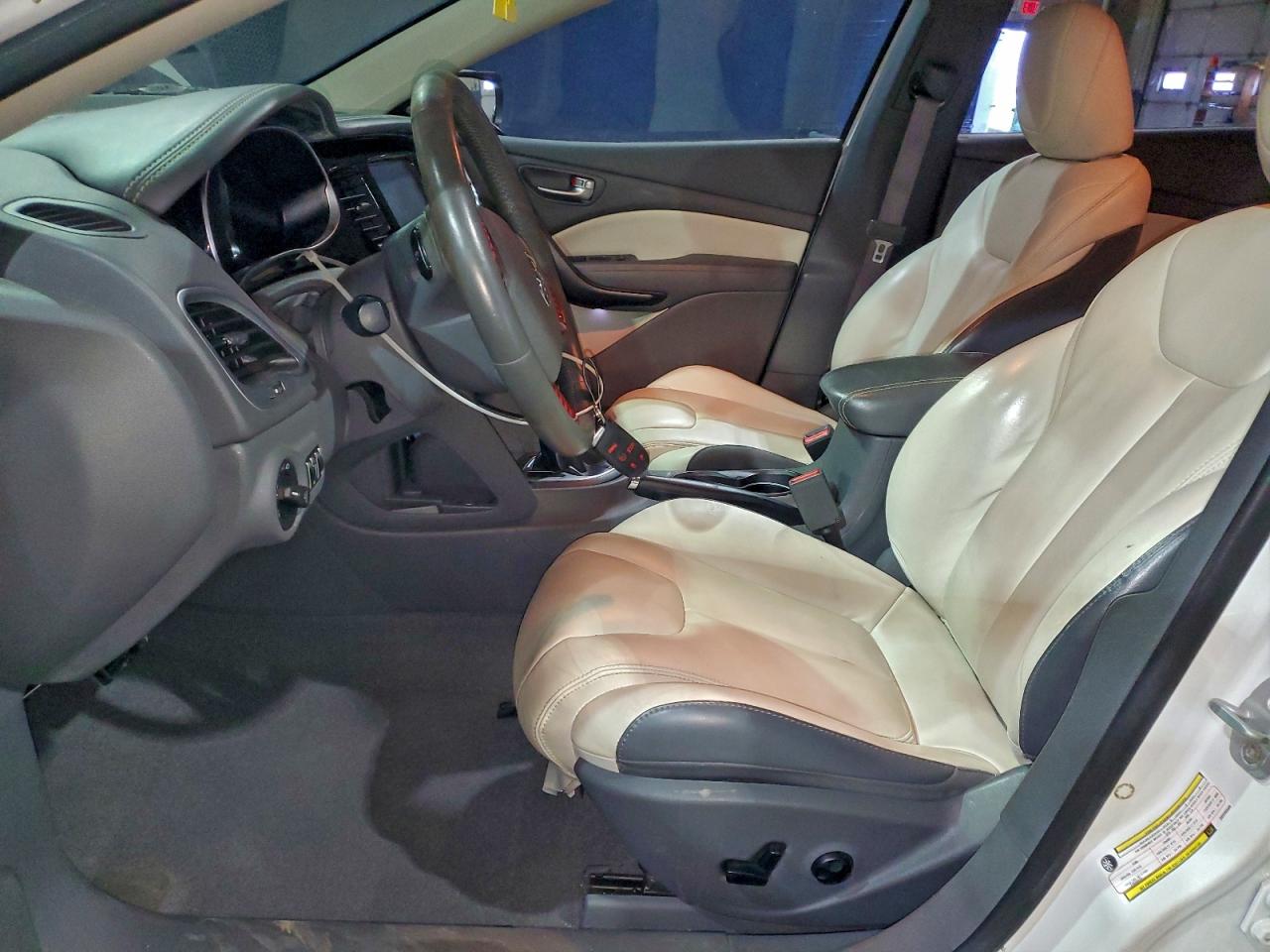 2013 DODGE DART LIMITED photo 19