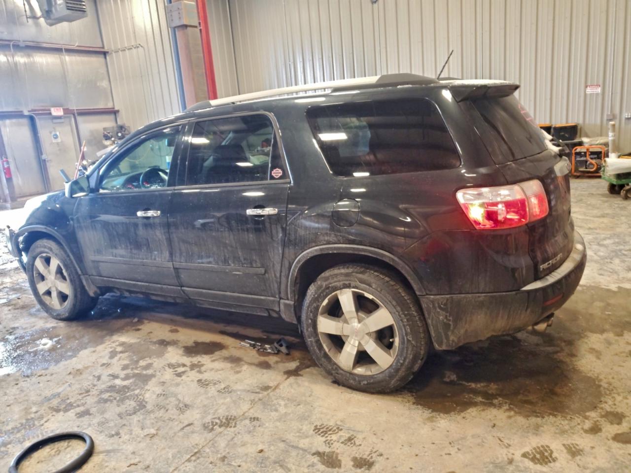 2010 GMC ACADIA SLE photo 4