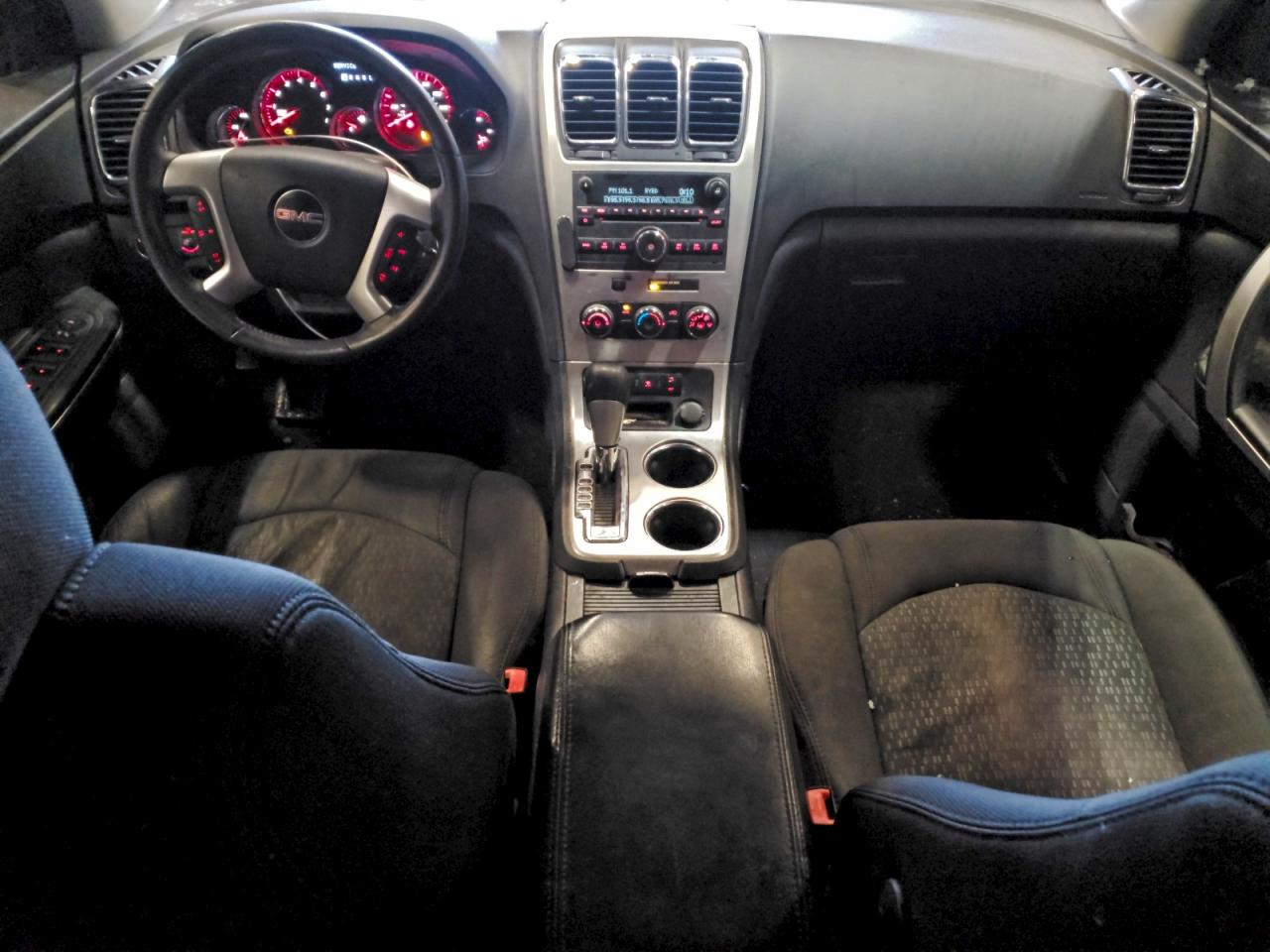 2010 GMC ACADIA SLE photo 22