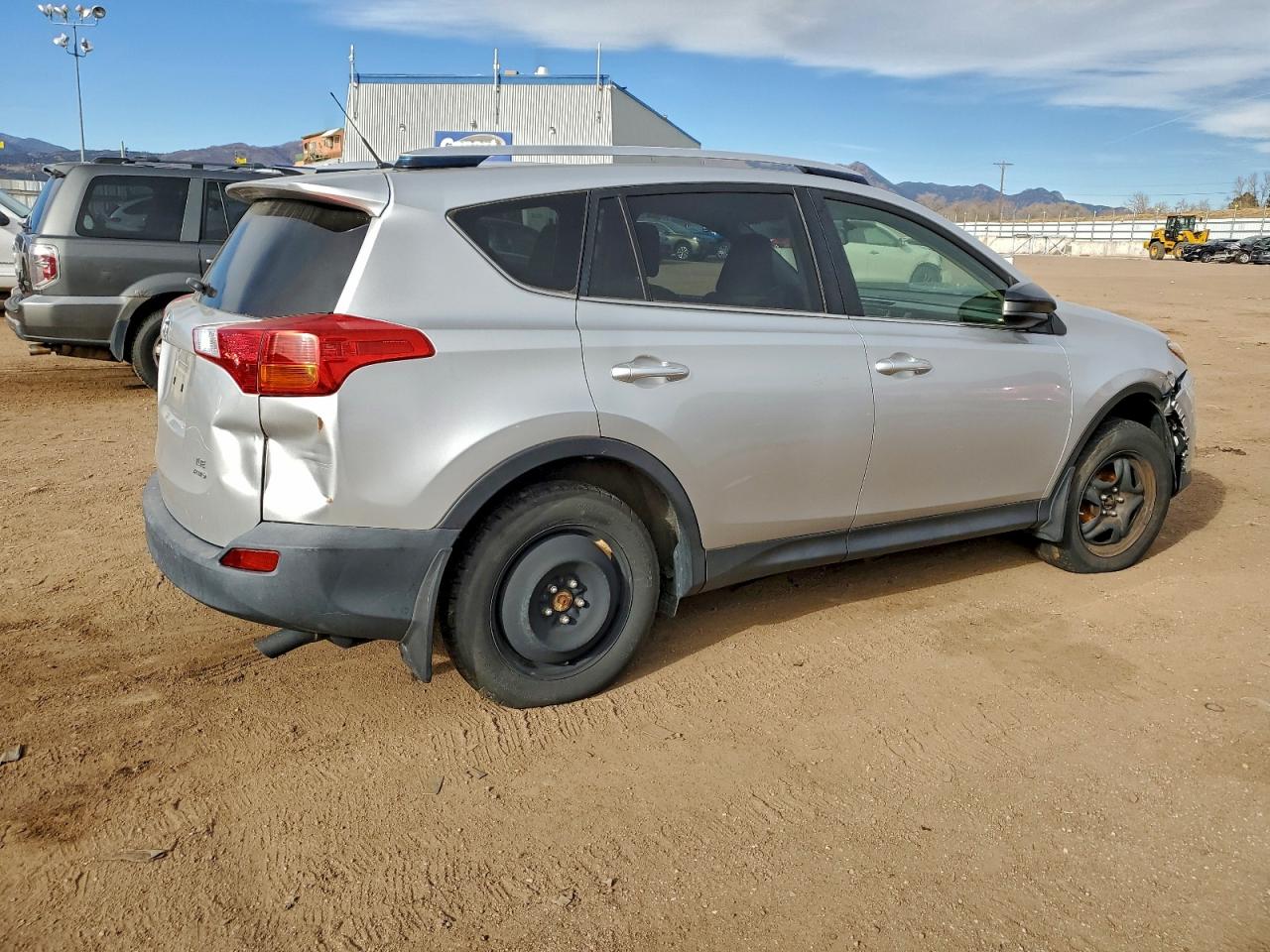 2015 TOYOTA RAV4 LE photo 3