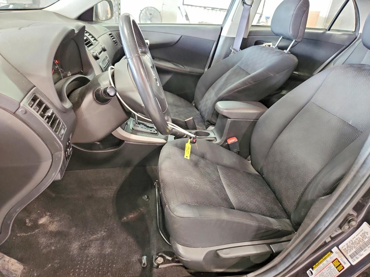 2009 TOYOTA COROLLA BASE photo 7