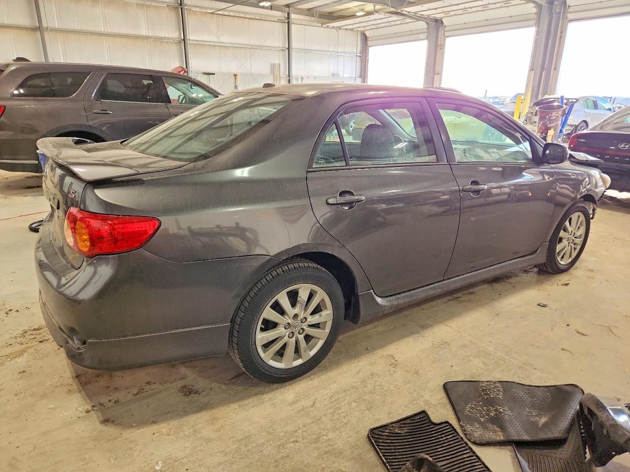 2009 TOYOTA COROLLA BASE photo 3