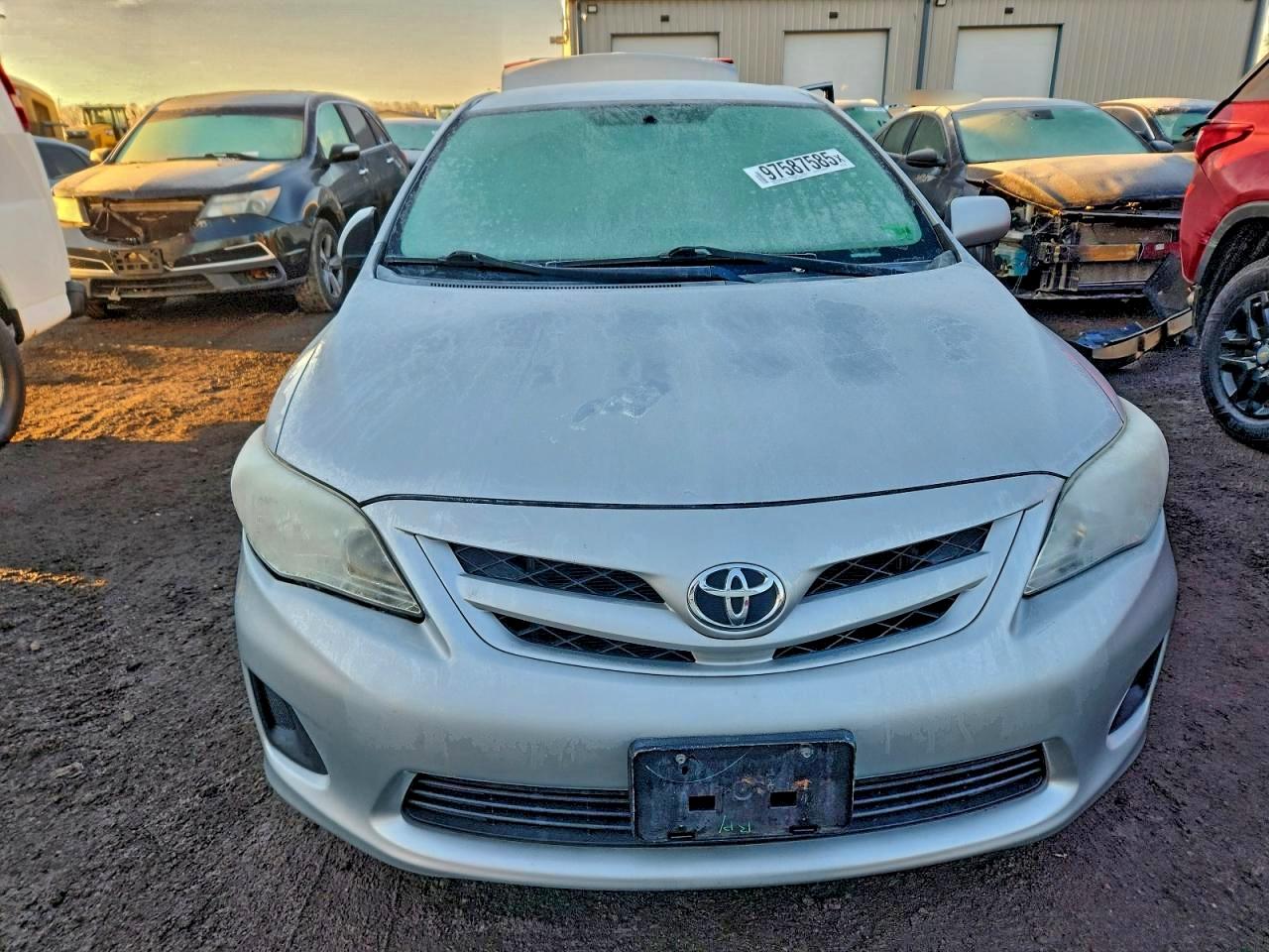 2013 TOYOTA COROLLA BASE photo 9
