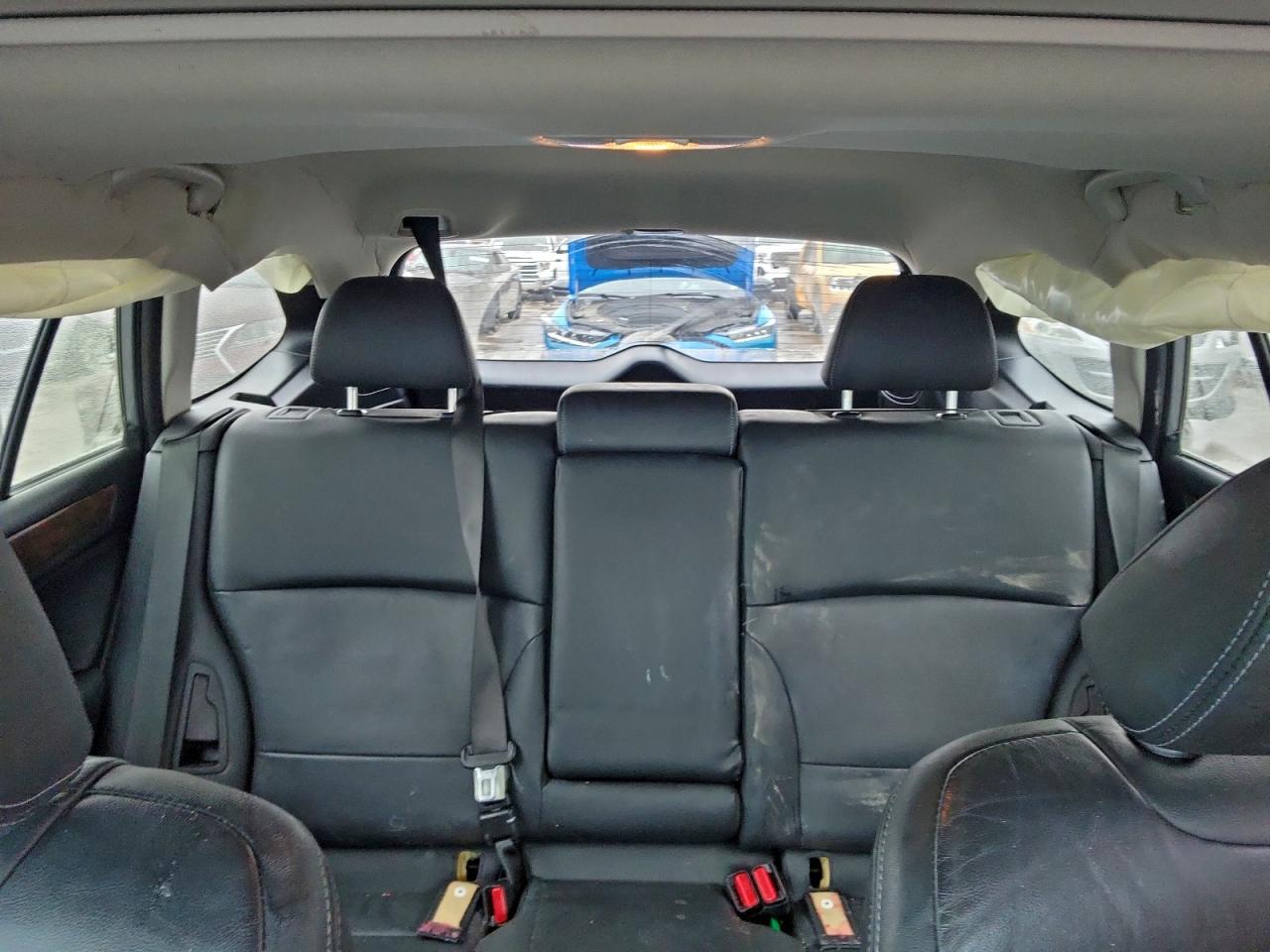 2015 SUBARU OUTBACK 3.6R LIMITED photo 10