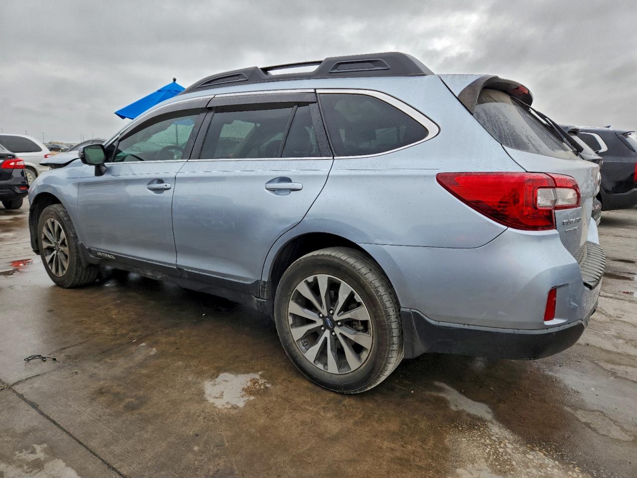 2015 SUBARU OUTBACK 3.6R LIMITED photo 2