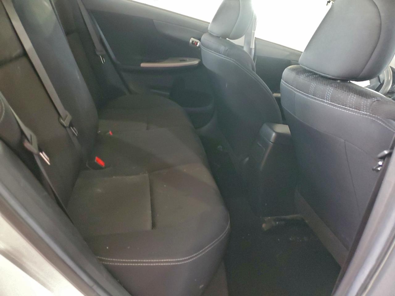 2012 TOYOTA COROLLA BASE photo 10